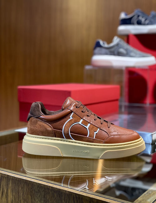 Ferragamo Gancini Low-top Leather Casual Shoes
