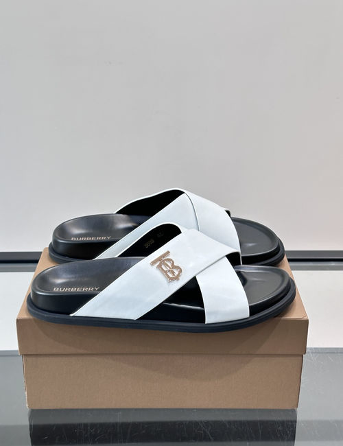 Burberry Cowhide Slides TB Logo Premium Texture