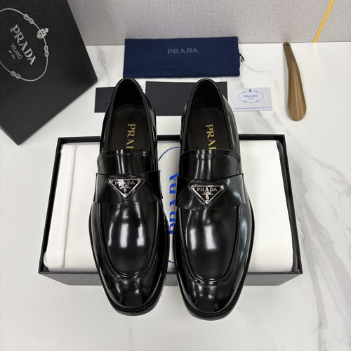Prada Saffiano Series Leather Loafers With Logo
