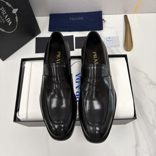 Prada Saffiano Series Leather Loafers With Logo