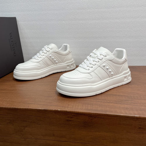 Valentino Classic Low-top Casual Sneakers