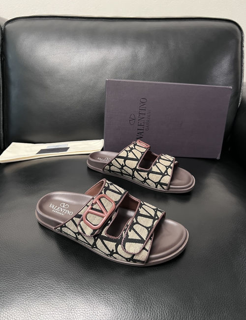 Valentino Color-block Stitched Leather Slippers