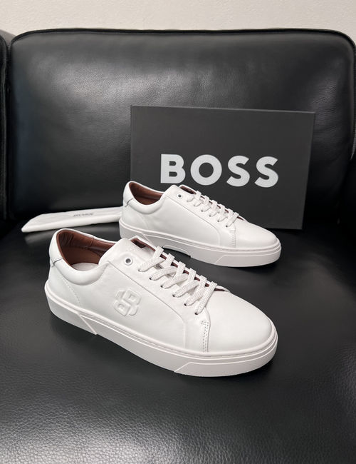 Hugo Boss High Quality Leather With Complex Stitching