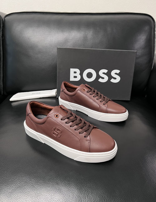 Hugo Boss High Quality Leather With Complex Stitching