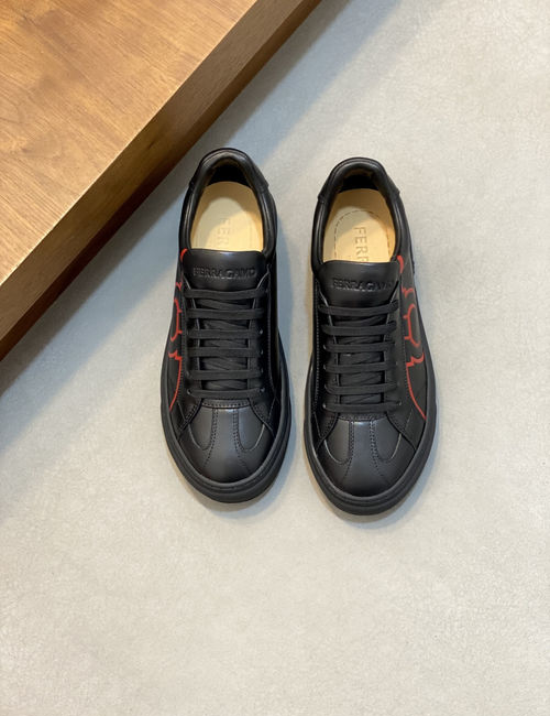 Ferragamo Gancini Low-top Casual Retro Shoes