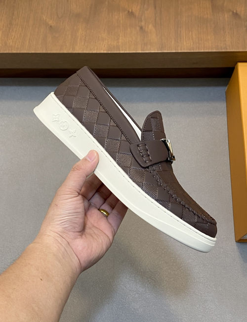 Louis Vuitton LV High-End Casual Sneakers With Monogram Logo And Tpu Sole