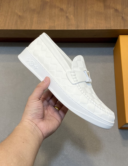 Louis Vuitton LV High-End Casual Sneakers With Monogram Logo And Tpu Sole