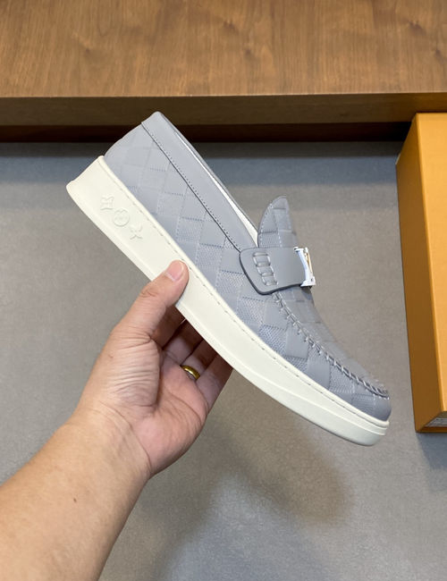 Louis Vuitton LV High-End Casual Sneakers With Monogram Logo And Tpu Sole