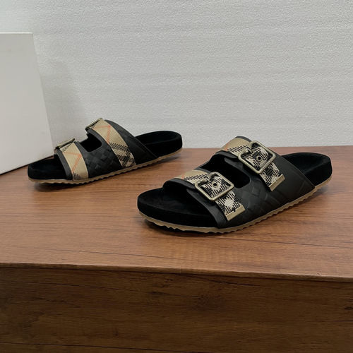 Burberry Urchin Suede Leather Check Sandals