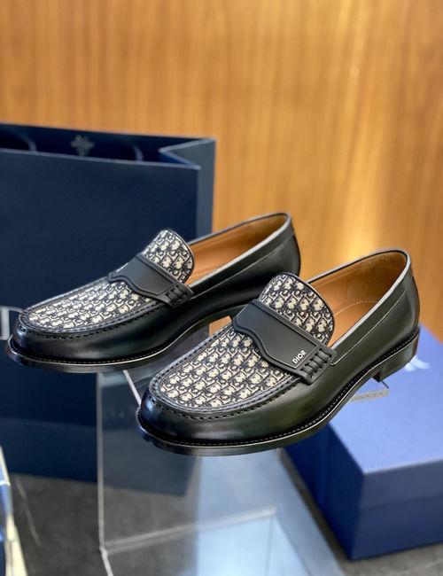 Christian Dior CD Granville Smooth Leather Loafers