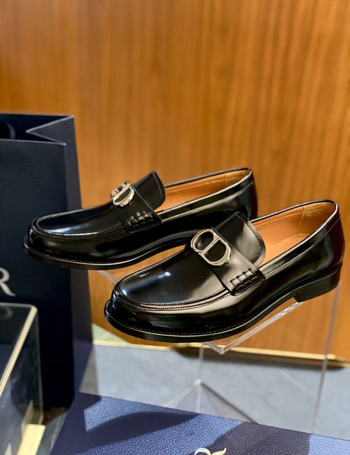 Christian Dior CD Granville Leather Loafers With CD Icon