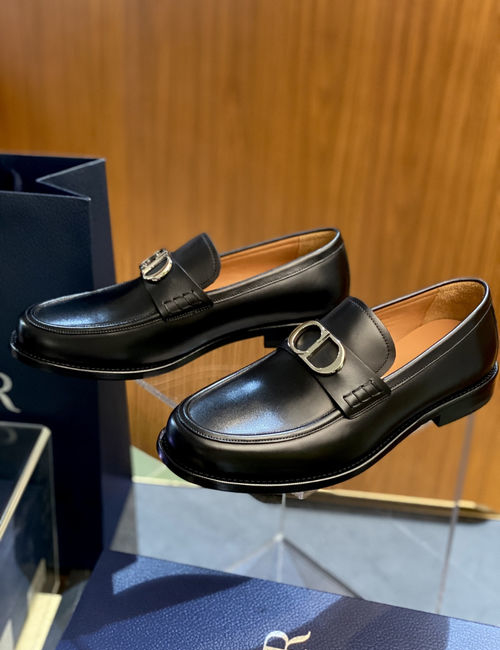 Christian Dior CD Granville Leather Loafers With CD Icon