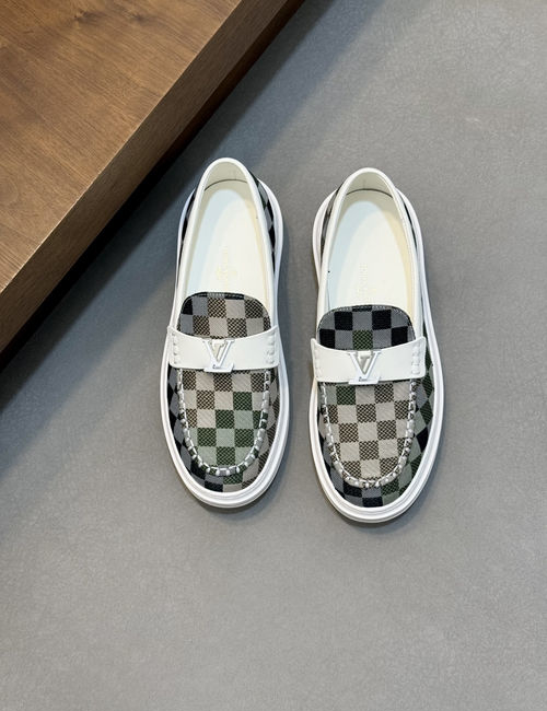Louis Vuitton LV New Casual Sneakers With Monogram Logo And Breathable Lining