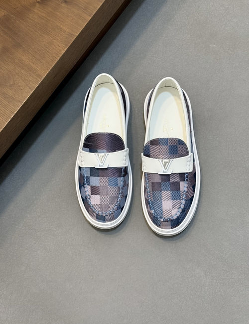 Louis Vuitton LV New Casual Sneakers With Monogram Logo And Breathable Lining