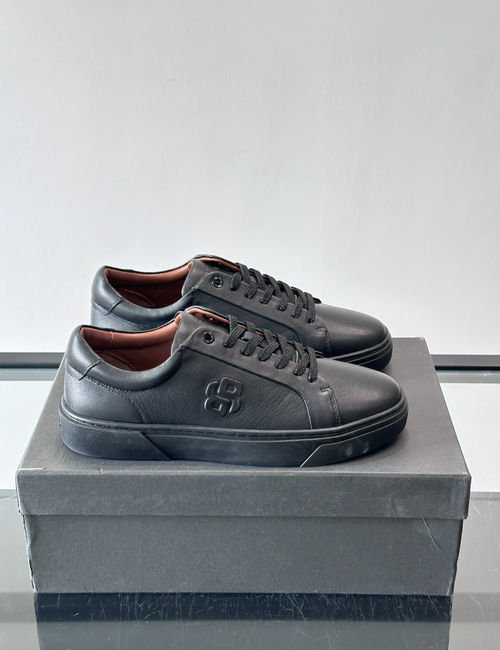 Hugo Boss Classic Leather Board Shoes For Versatile Wear
