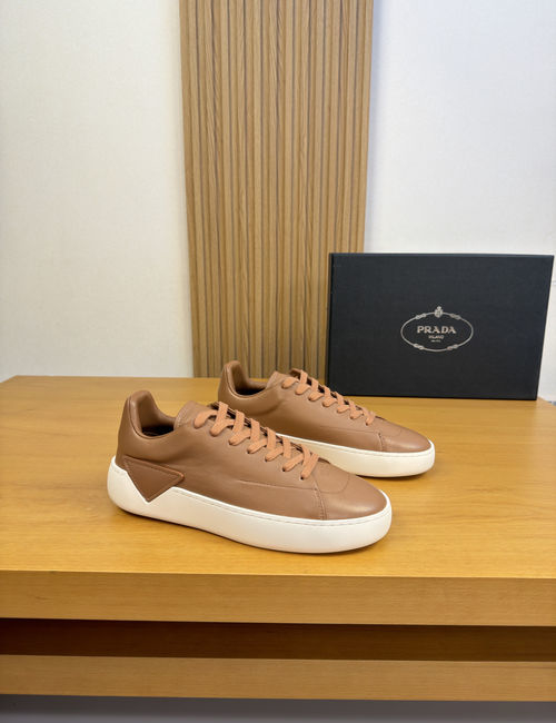 Prada Full Grain Leather Casual Sneakers