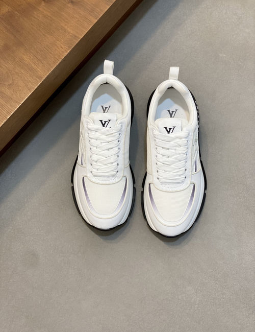 Louis Vuitton LV Trainer Grained Calfskin Casual Sneakers