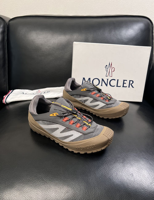 Moncler Premium Leather Stitching Comfort Sneakers