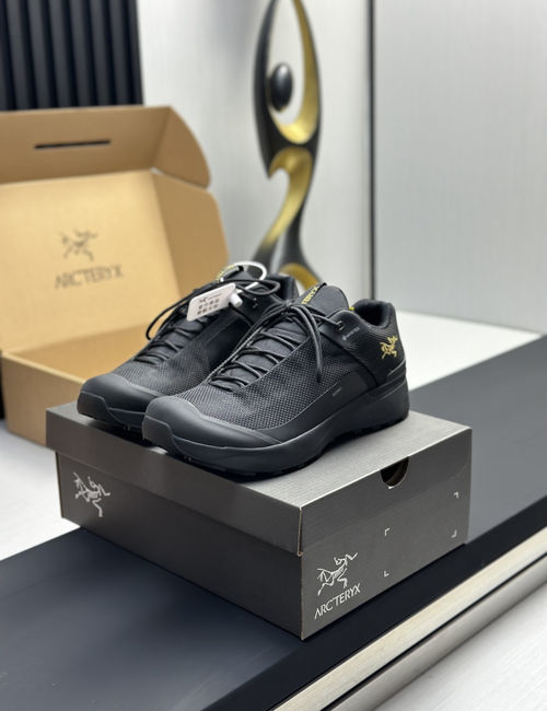 ArcTeryx FF Logo Stitched Casual Sneakers