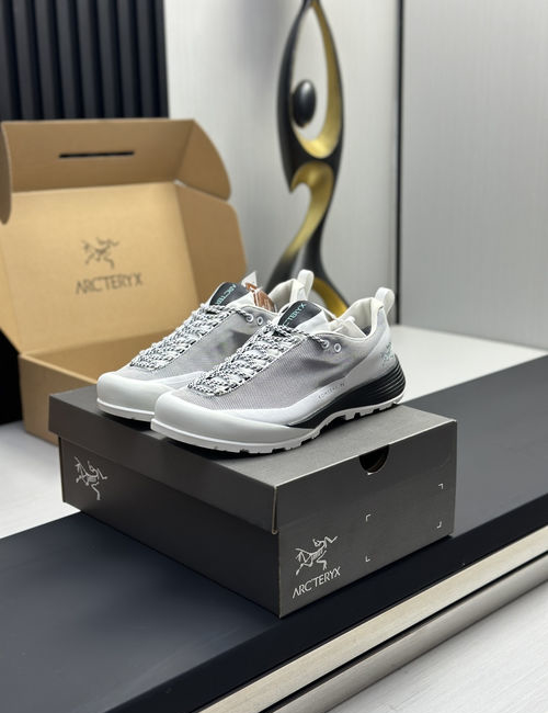 ArcTeryx FF Logo Stitched Casual Sneakers