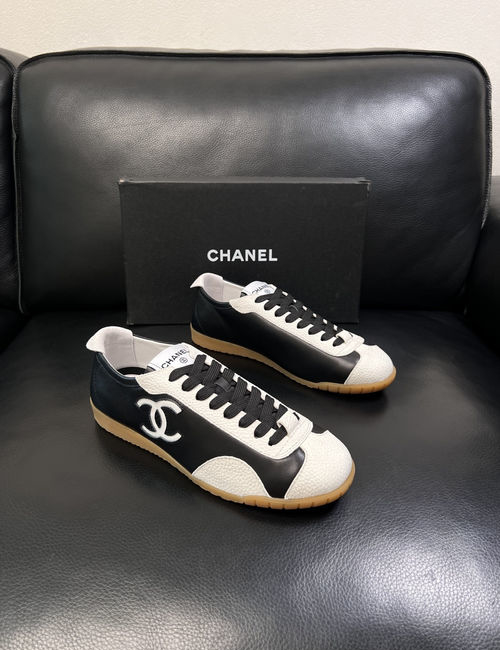 Chanel Leather And Printed Fabric Casual Shoes