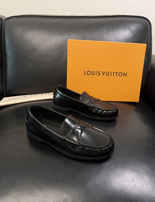 Louis Vuitton LV Premium Cowhide Shoes With Original Outsole
