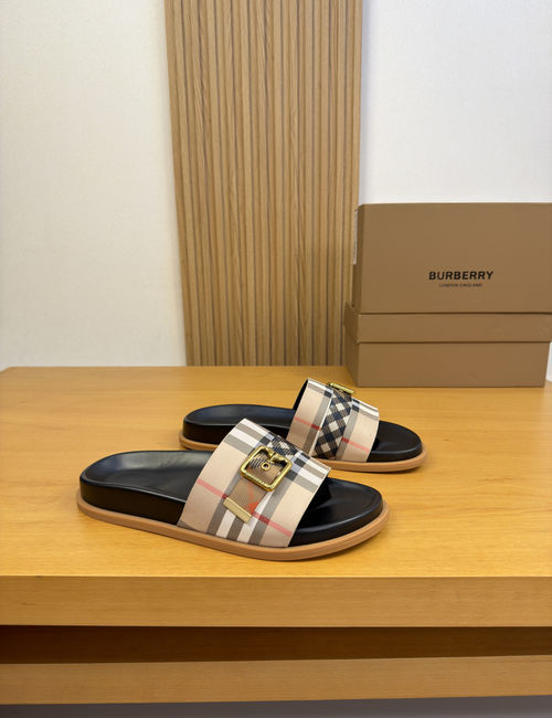 Burberry PVC Slides Metal Buckle TPR Rubber Sole