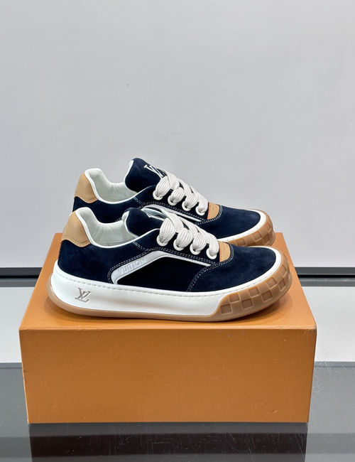 Louis Vuitton LV Tilted Lace-up Low-top Casual Sneakers