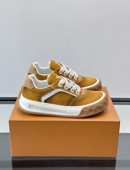 Louis Vuitton LV Tilted Lace-up Low-top Casual Sneakers