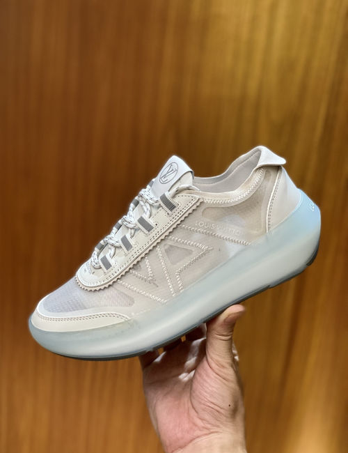 Louis Vuitton LV Mixed Tech Material Sprint Shoes With Stable Support