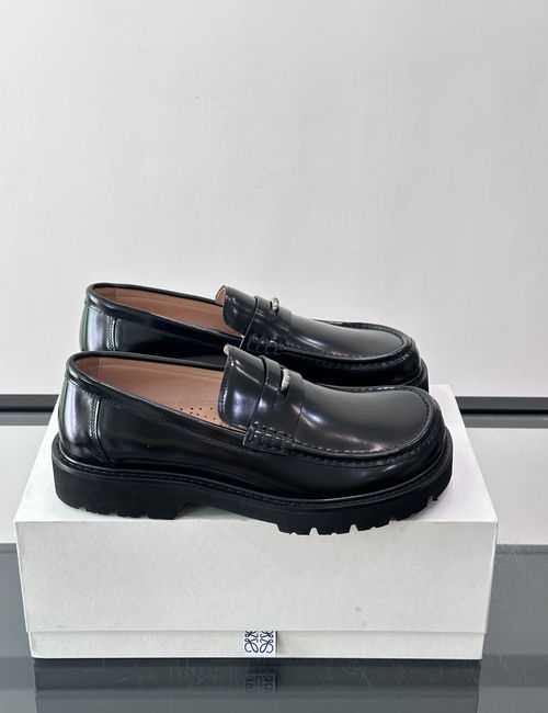 Loewe Platform Loafer Shoes In Dark Brown
