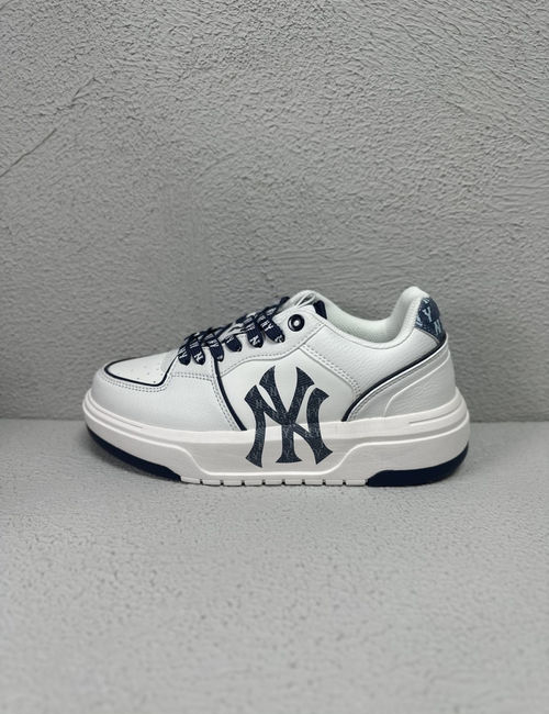 MLB NY Yankees Denim White-navy Mid-top Sneakers
