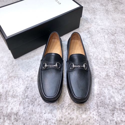 Gucci Classic Cowhide Leather Casual Loafers