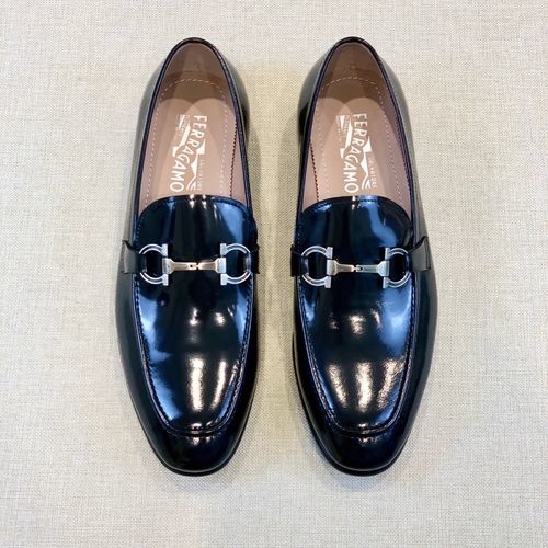 Ferragamo Formal Leather Shoes With Buckle