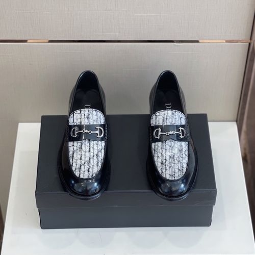 Christian Dior CD Sophisticated Loafers With Metal Buckle And Leather Sole