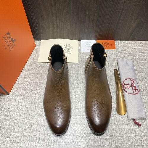 Hermes Zippered Chelsea Boots With Rubber Sole
