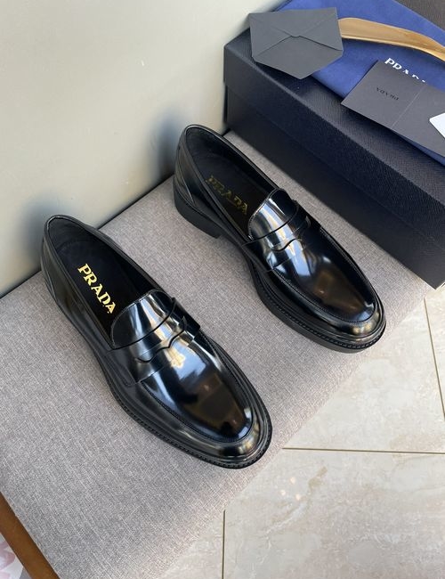 Prada Patent Leather Carved Casual Shoes