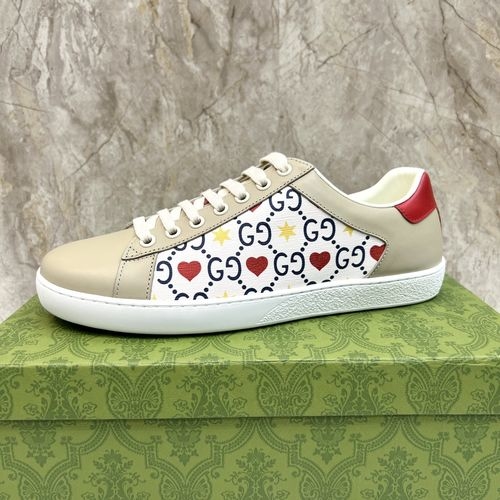 Gucci Casual Lace-Up Sneakers With Comfort Sole