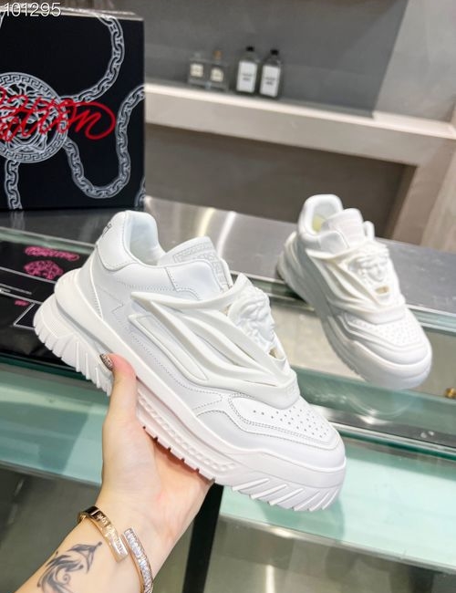 Versace Comfortable Shock-absorbing Leather Casual Shoes