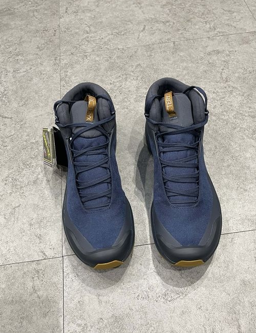 ArcTeryx FL GTX Waterproof Mid-top Outdoor Shoes
