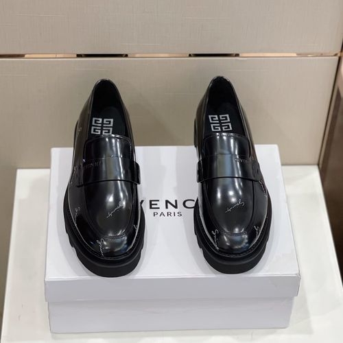 Givenchy Thick Sole Loafer Leather Shoes With Cowhide