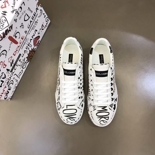 Dolce & Gabbana DG 5D Print Casual Leather Sneakers