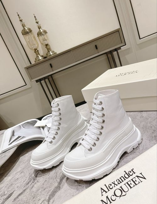 McQueen Lightweight Comfortable Canvas Sneakers