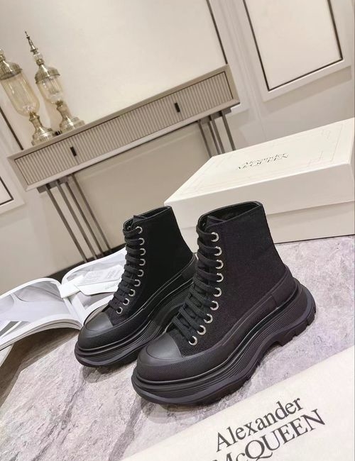 McQueen Lightweight Comfortable Canvas Sneakers