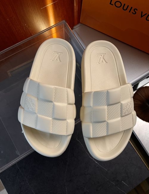 Louis Vuitton LV Waterfront Embossed Non-slip Slippers