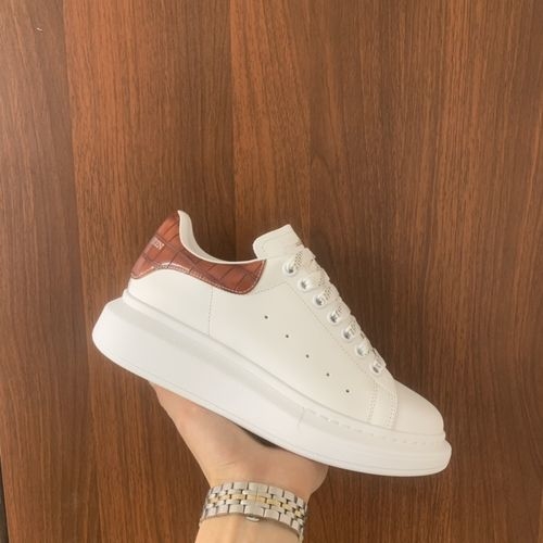 McQueen Top Quality Silk Cowhide Sneakers