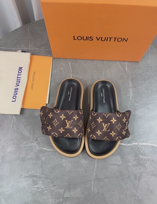 Louis Vuitton LV Straw Woven Cowhide Retro Elegant Premium Slippers