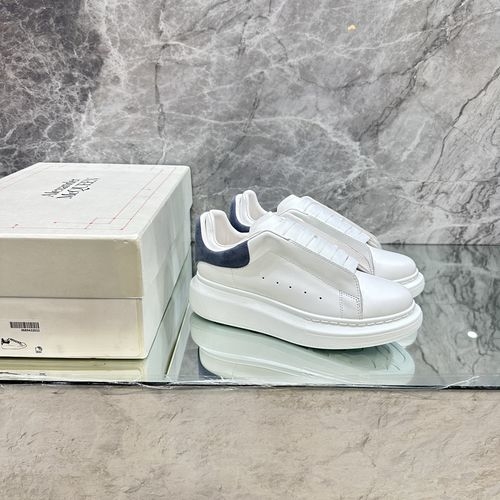 McQueen Curved Sole Casual Leather Sneakers