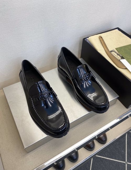 Gucci Patent Leather Leather Sole Dress Shoes