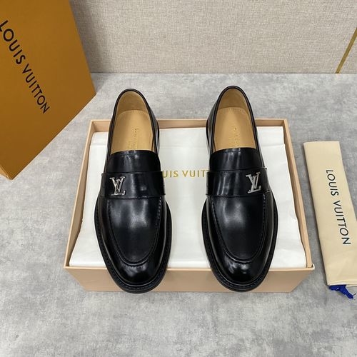 Louis Vuitton LV Premium Casual Leather Shoes Cowhide Upper